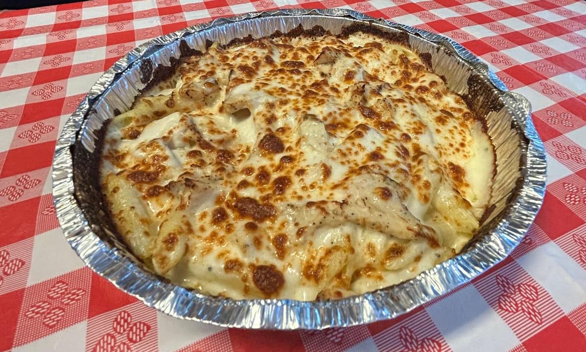 Large Chicken Alfredo